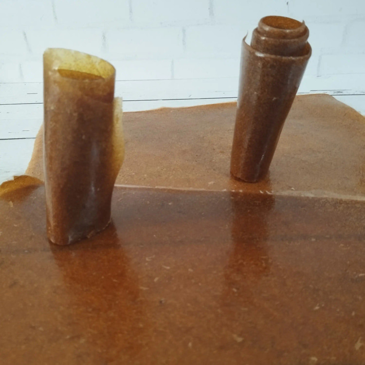 لواشک ترش آلوچه خانگی ممتاز